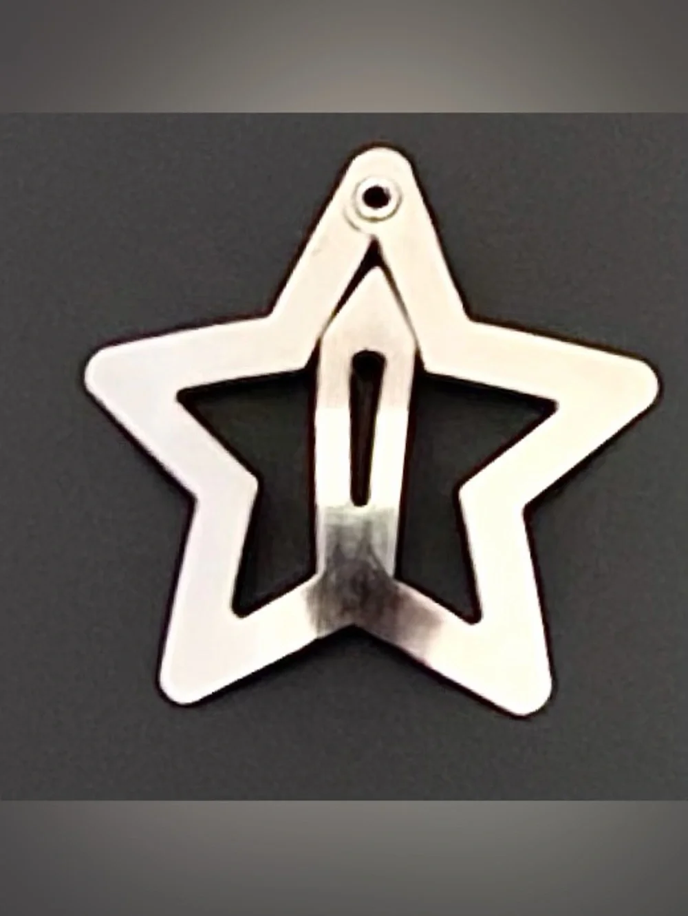 5 Snap Metal Hair Clips Barrettes ~ 2 Glow in the Dark Pink Stars, 3 Silver